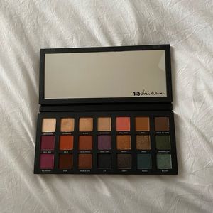 Urban Decay Eyeshadow Palette